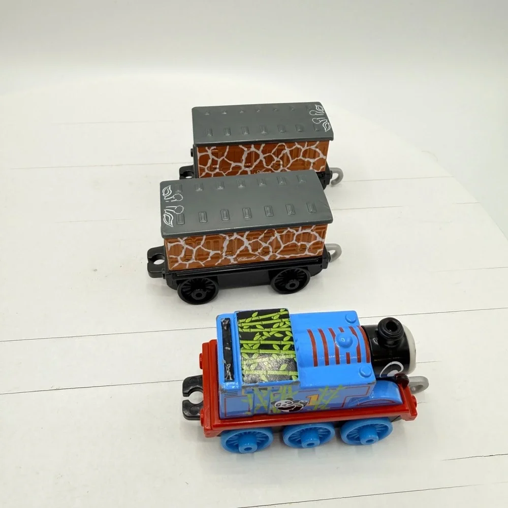 Thomas & Friends Take N Play Along Diecast Train THOMAS, ANNIE & CLARABEL